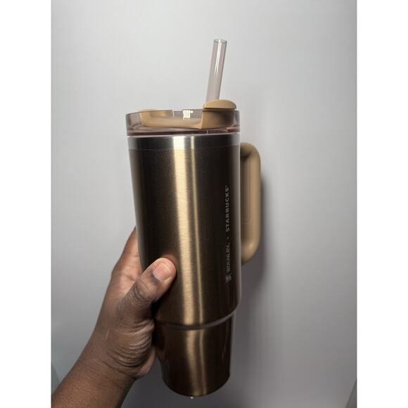 Stanley X Starbucks APAC CHAMPAGNE GOLD SHIMMER 30oz Quencher BNWT | US SELLER - Picture 4 of 8